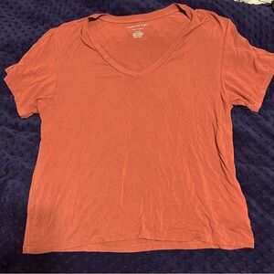 American Eagle V Neck Tee